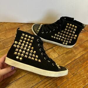 Bull Boxer Black Sneakers with Gold Studs